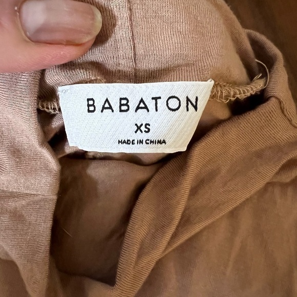 Aritzia Babaton mock neck slim fit top - Picture 2 of 2